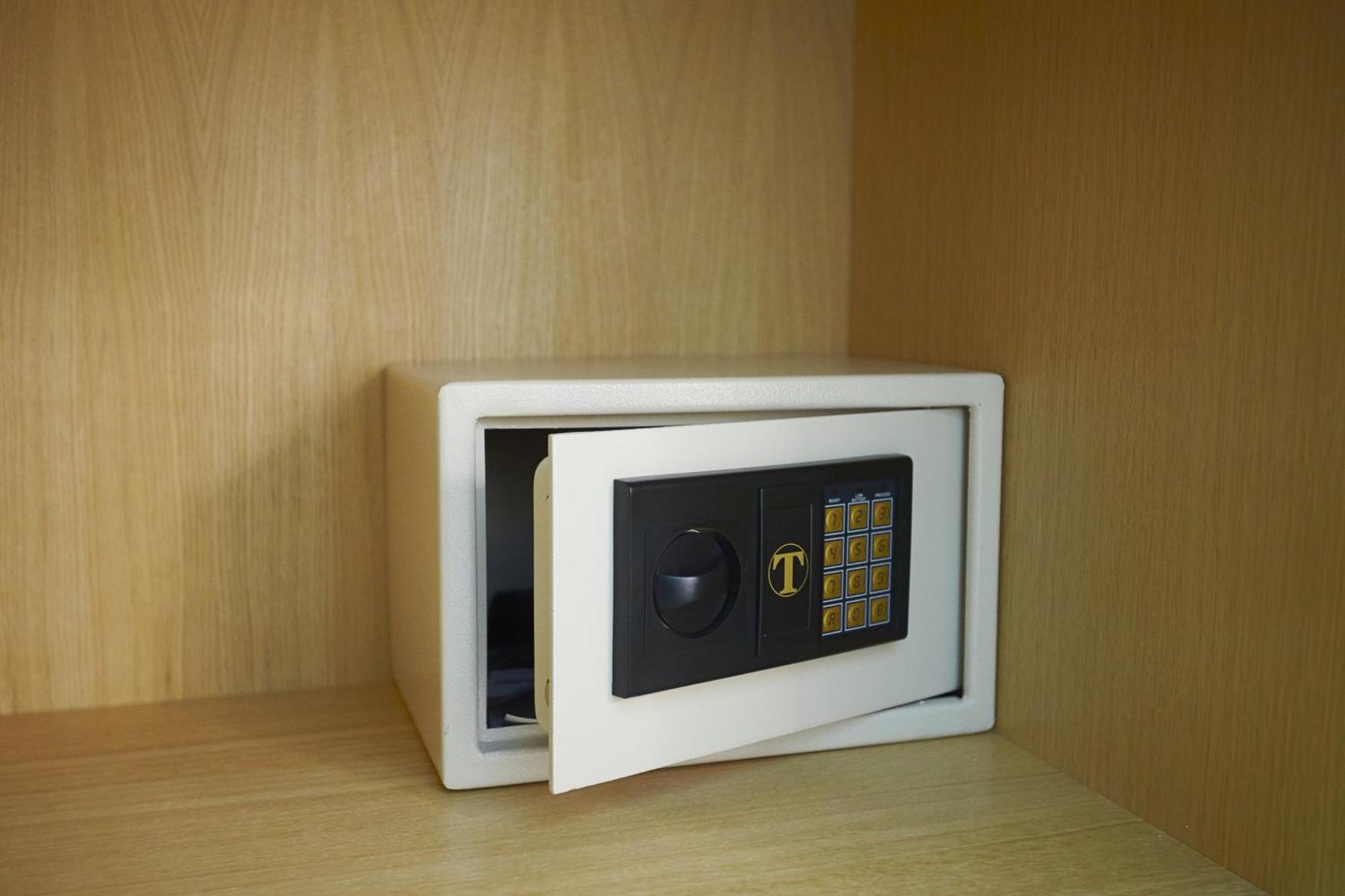 Hospitality Hotel Палермо Екстериор снимка